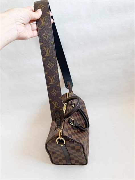 louis vuitton pouche|louis vuitton pouch with strap.